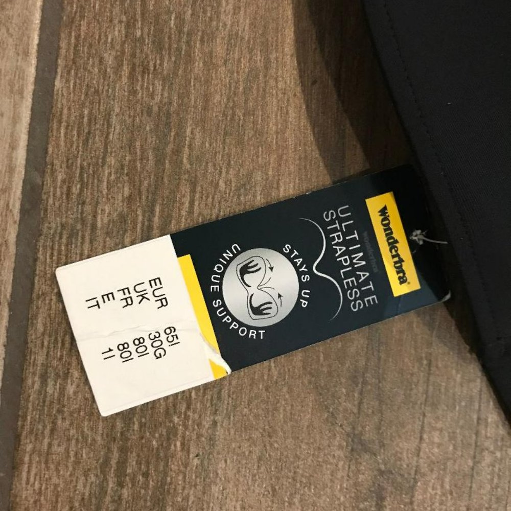 BLACK WONDERBRA ULTIMATE STRAPLESS BRA SIZE 30G NWT